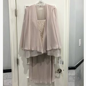 Cameron Blake by Mon Cheri two piece